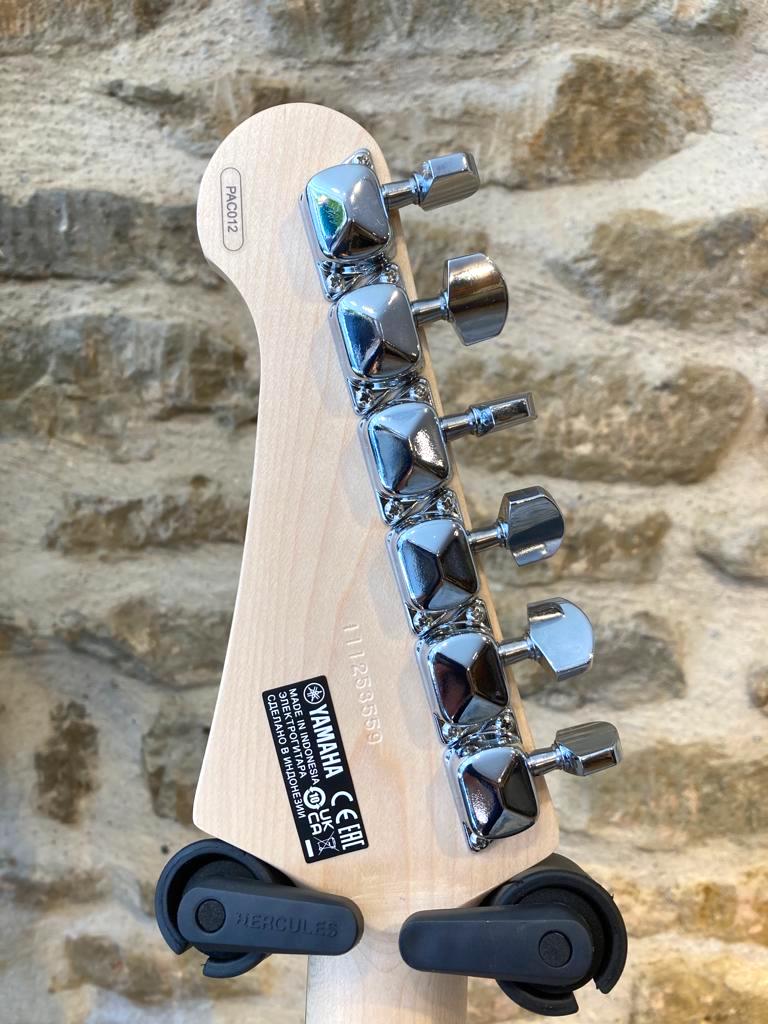 Yamaha Pacifica 012 - White – Moonflower Guitars Ltd